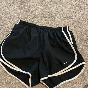 Nike Shorts size M